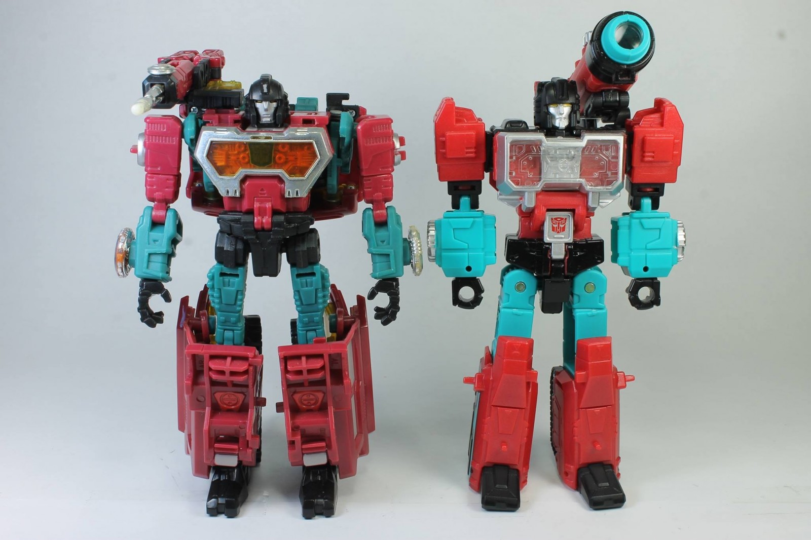 Transformers News: New In Hand Photos of Titans Return Krok, Topspin, Quake, Roadburn and More Transformers News: New In Hand Photos of Titans Return Krok, Topspin, Quake, Roadburn and More
