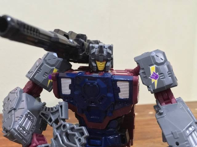 Transformers News: New In Hand Photos of Titans Return Krok, Topspin, Quake, Roadburn and More Transformers News: New In Hand Photos of Titans Return Krok, Topspin, Quake, Roadburn and More