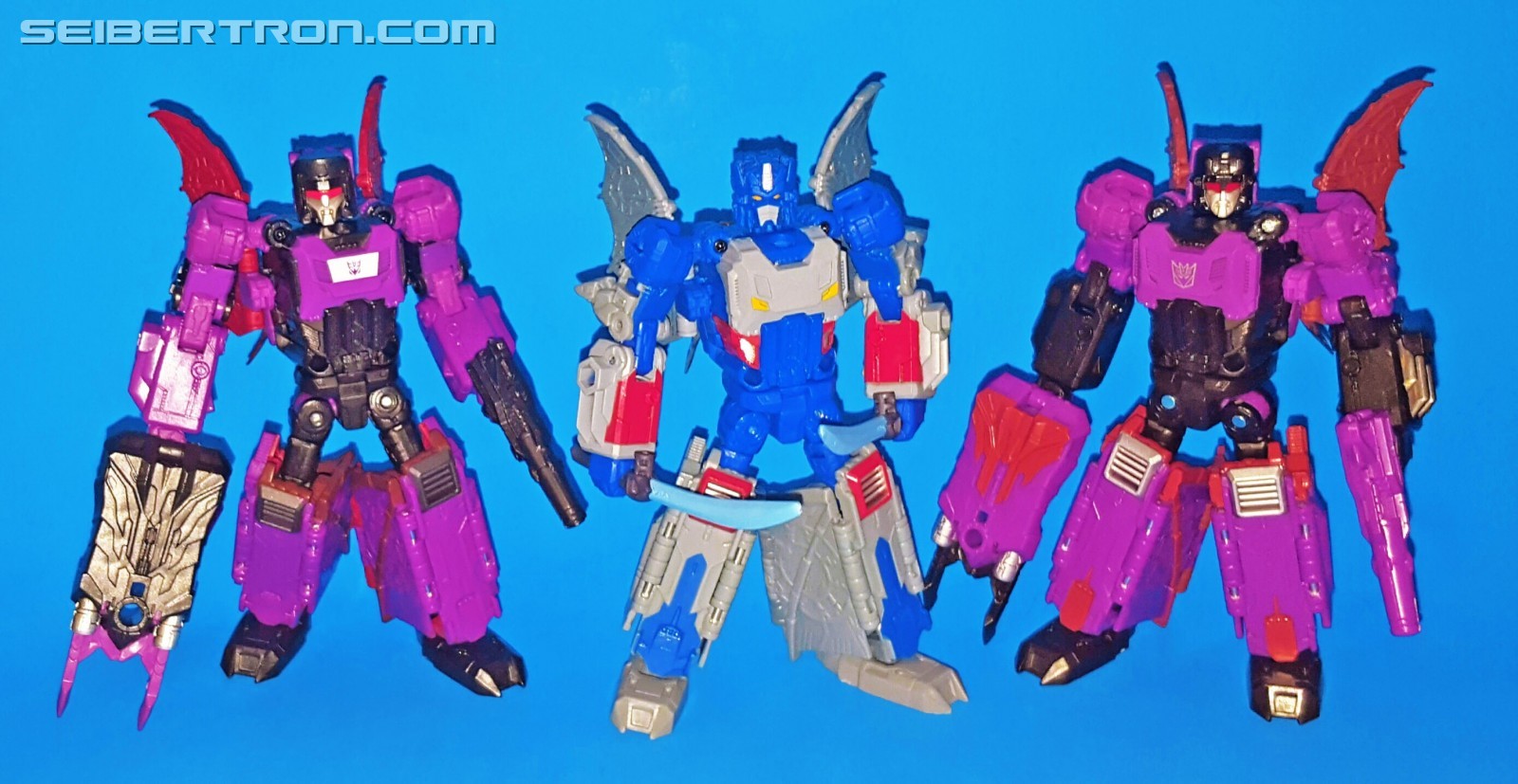 Transformers News: na na na na na Bat-Prime! Seibertron User Review - E-Hobby LE-EX Convobat Transformers News: na na na na na Bat-Prime! Seibertron User Review - E-Hobby LE-EX Convobat