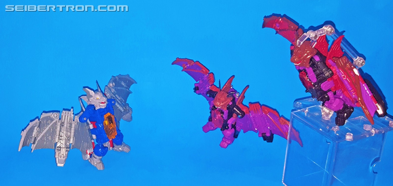 Transformers News: na na na na na Bat-Prime! Seibertron User Review - E-Hobby LE-EX Convobat Transformers News: na na na na na Bat-Prime! Seibertron User Review - E-Hobby LE-EX Convobat