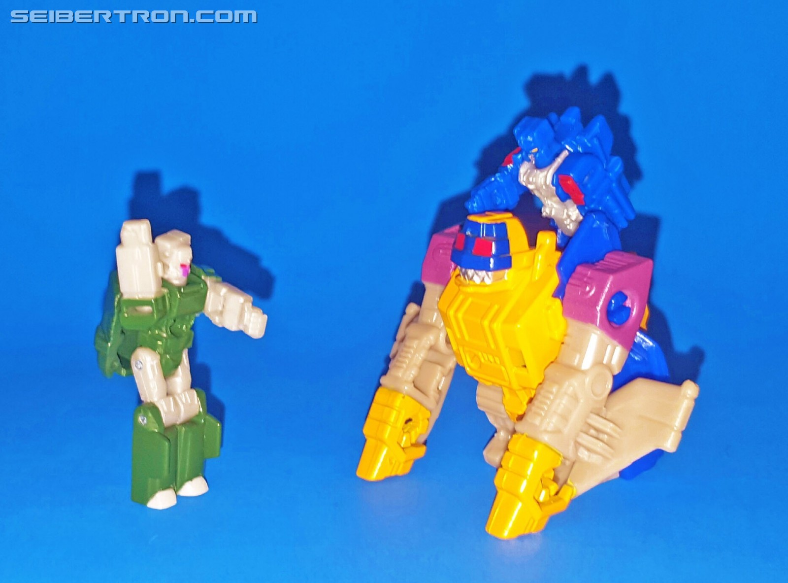 Transformers News: na na na na na Bat-Prime! Seibertron User Review - E-Hobby LE-EX Convobat Transformers News: na na na na na Bat-Prime! Seibertron User Review - E-Hobby LE-EX Convobat