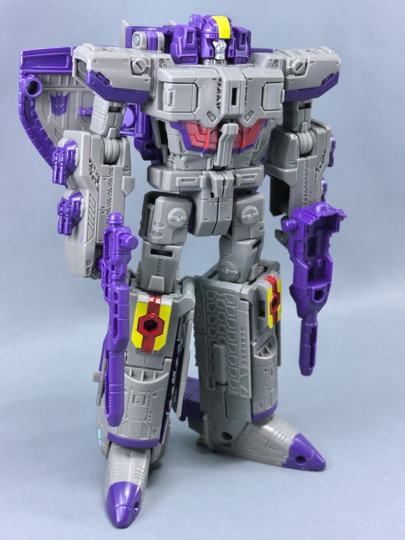 Transformers News: In-Hand Images of Takara Tomy Transformers Legends LG40 Astrotrain