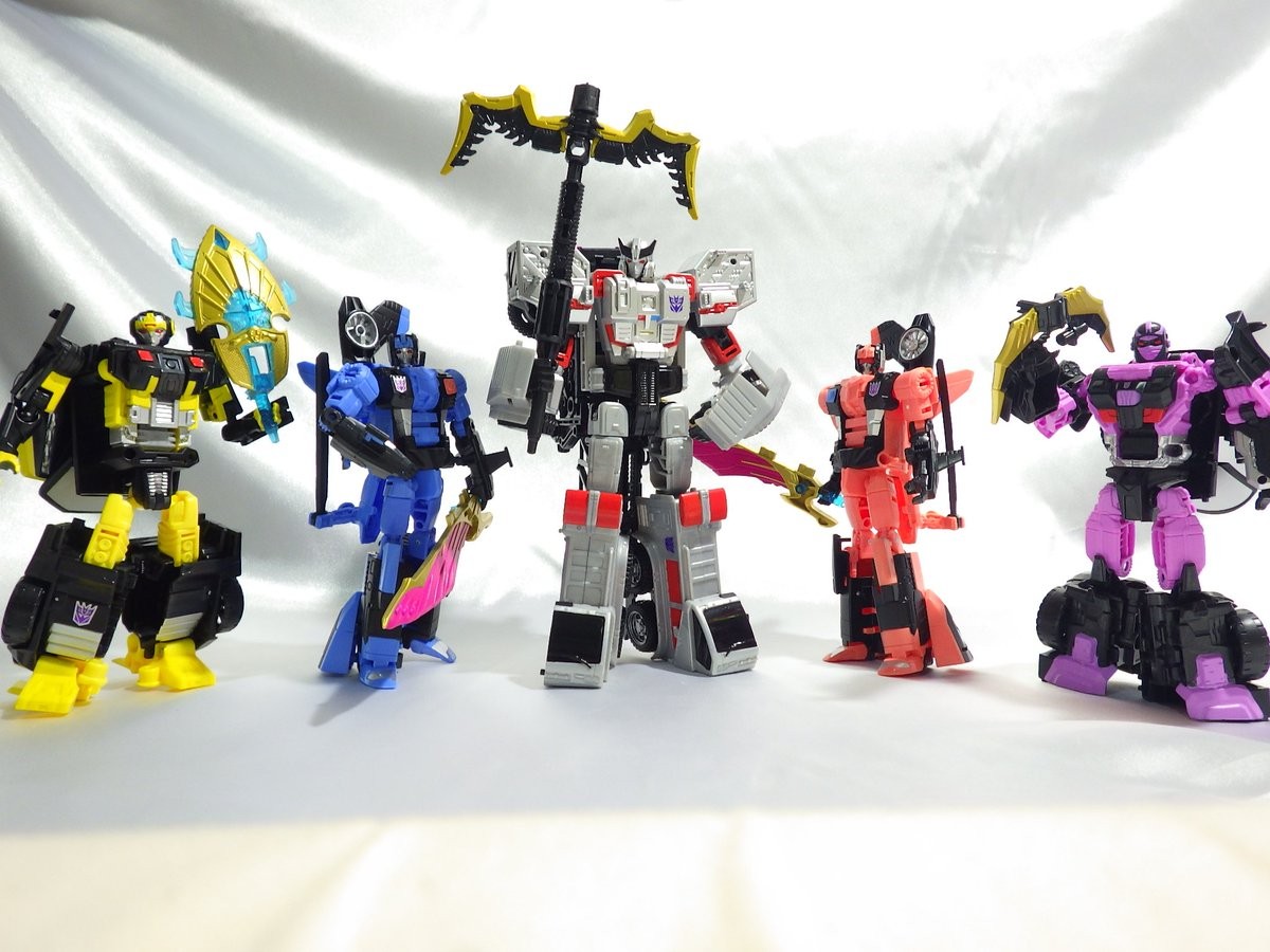 Transformers News: More In Hand Images of Takara Unite Warriors Megatronia with Closeups, Box and Chest Options