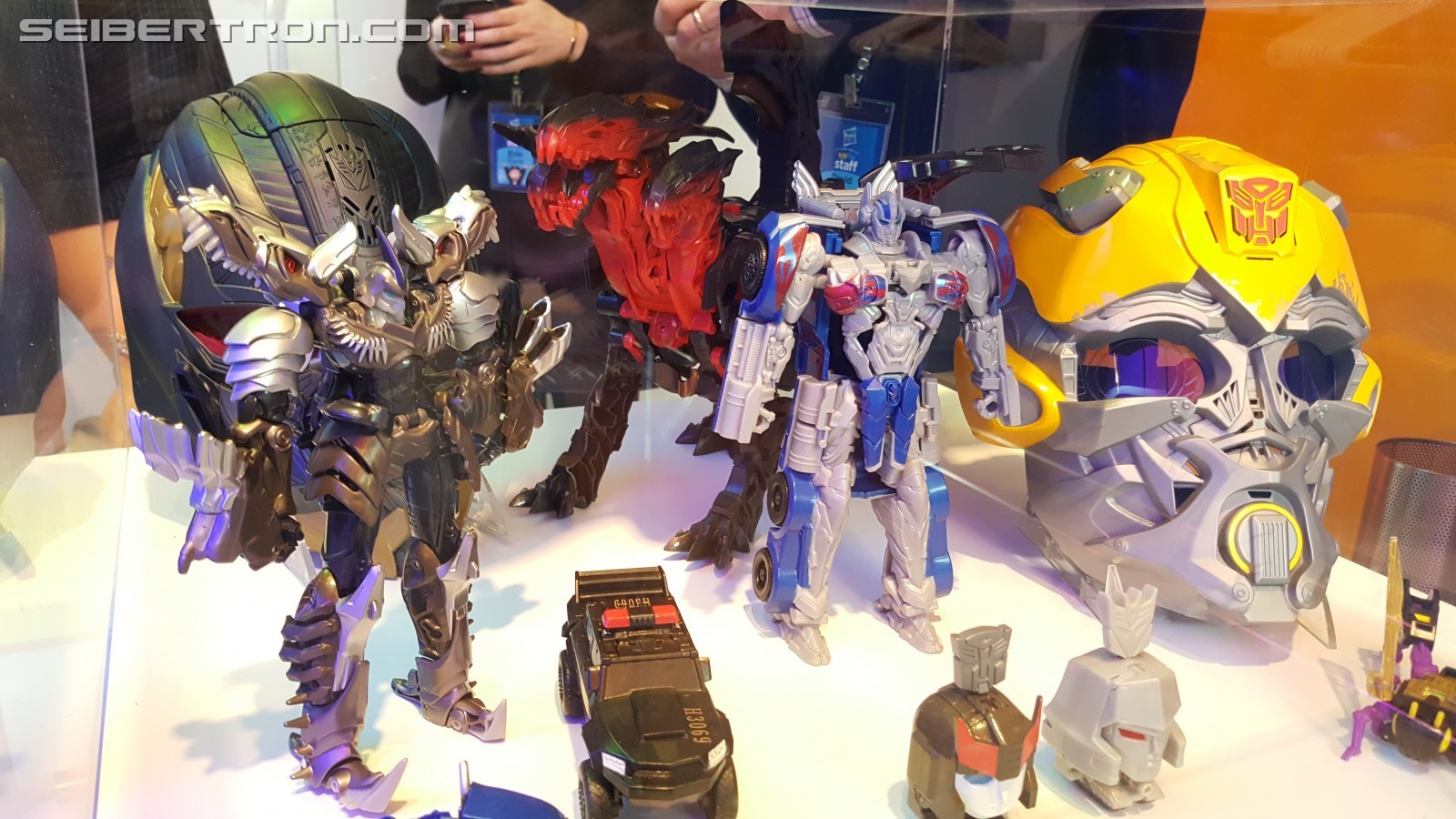 Transformers News: Toy Fair 2017 - Sneak Peek at Megatron Voice Changer Helmet and Dragon Toy