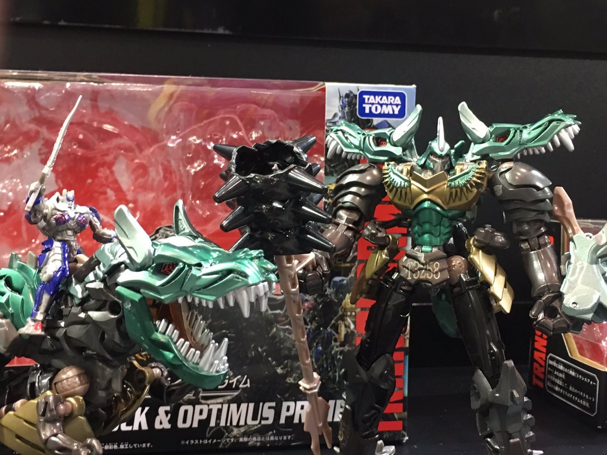 Transformers News: Wonderfest 2017 - Movie The Best Ironhide, Ratchet, Strafe, Soundwave, Starscream and More