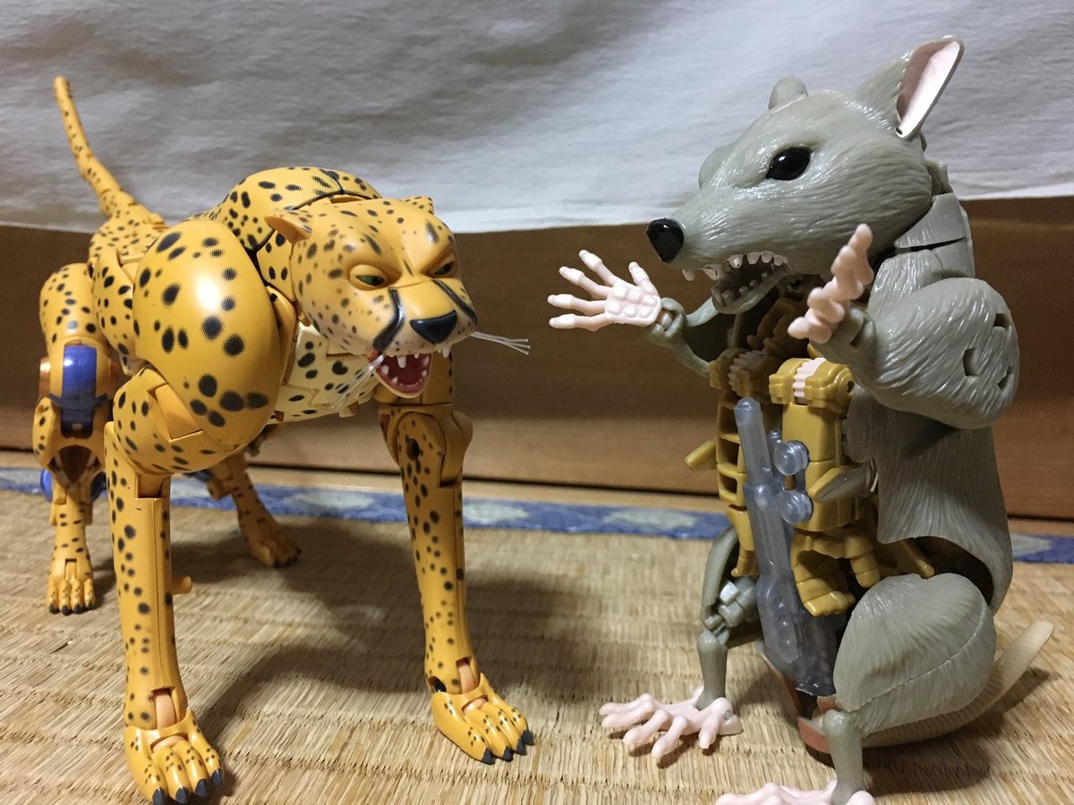 Transformers News: Masterpiece MP 34 Beast Wars Cheetor In Hand Images Transformers News: Masterpiece MP 34 Beast Wars Cheetor In Hand Images