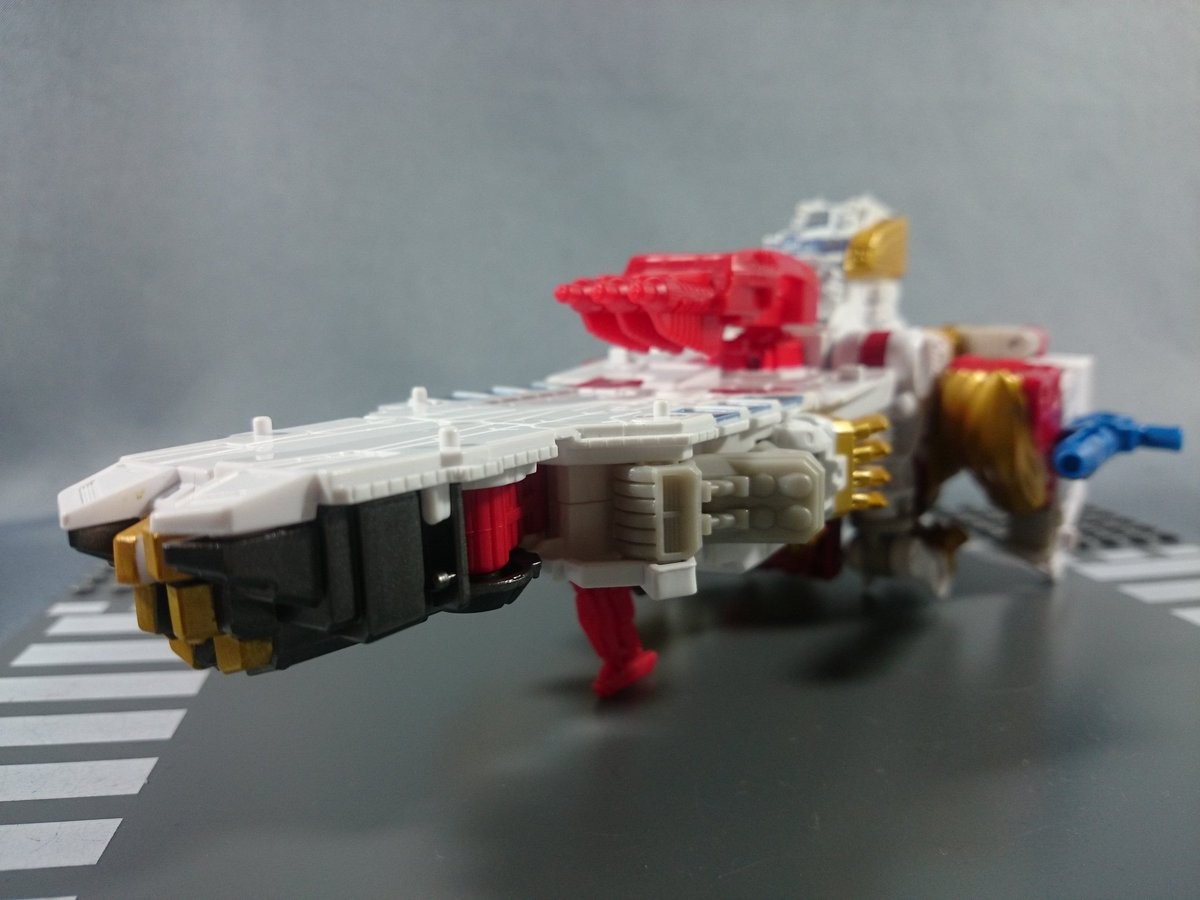 Transformers News: Re: Takara Tomy Transformers Legends Thread Transformers News: Re: Takara Tomy Transformers Legends Thread