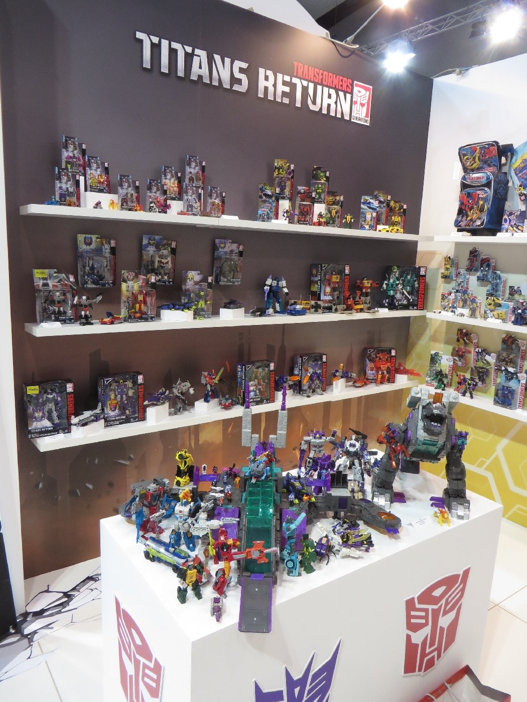 Transformers News: Pictures from the 2017 Australia Toy Fair with Transformers The Last Knight, RID and Titans Return Transformers News: Pictures from the 2017 Australia Toy Fair with Transformers The Last Knight, RID and Titans Return