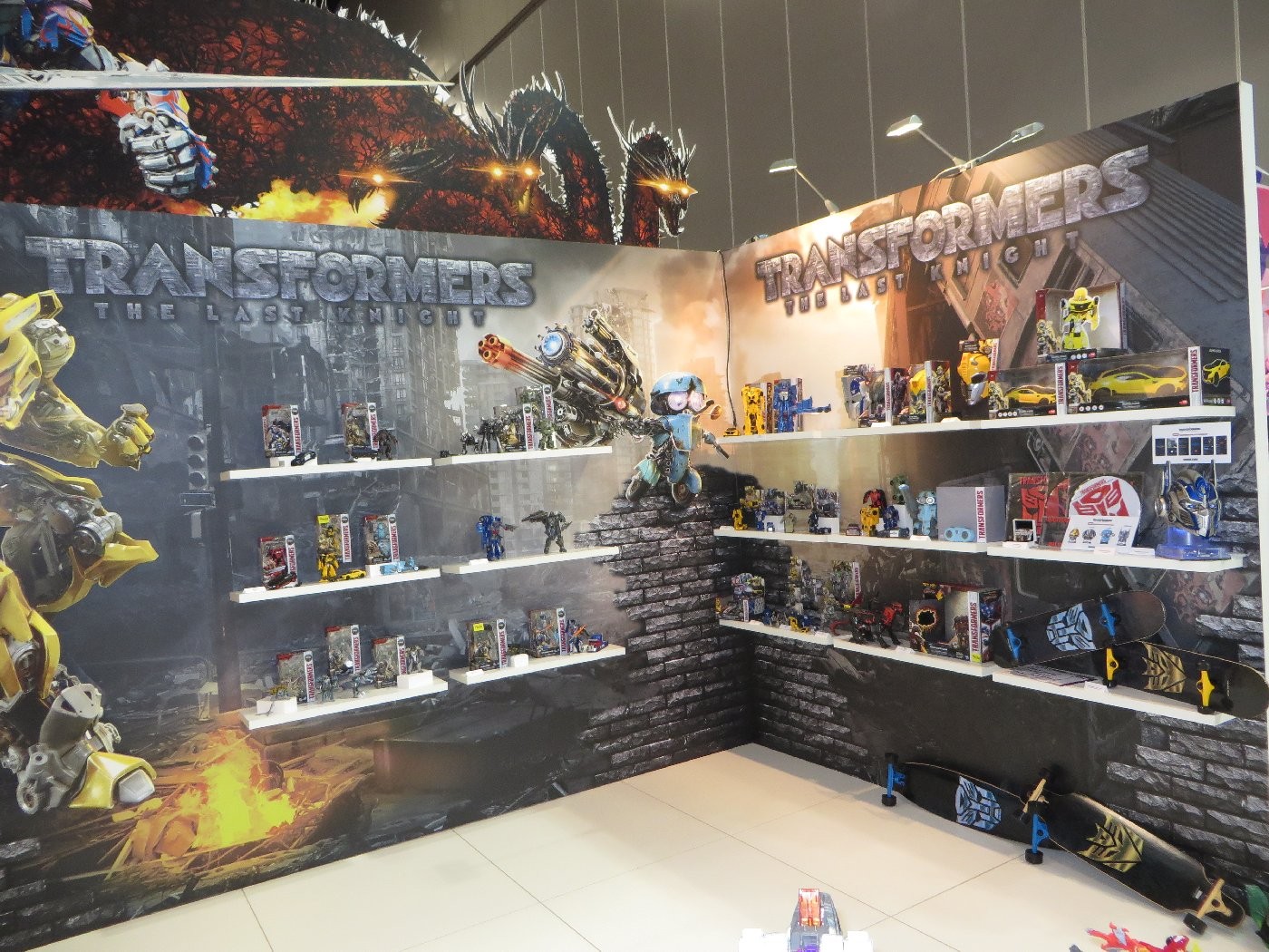Transformers News: Pictures from the 2017 Australia Toy Fair with Transformers The Last Knight, RID and Titans Return Transformers News: Pictures from the 2017 Australia Toy Fair with Transformers The Last Knight, RID and Titans Return