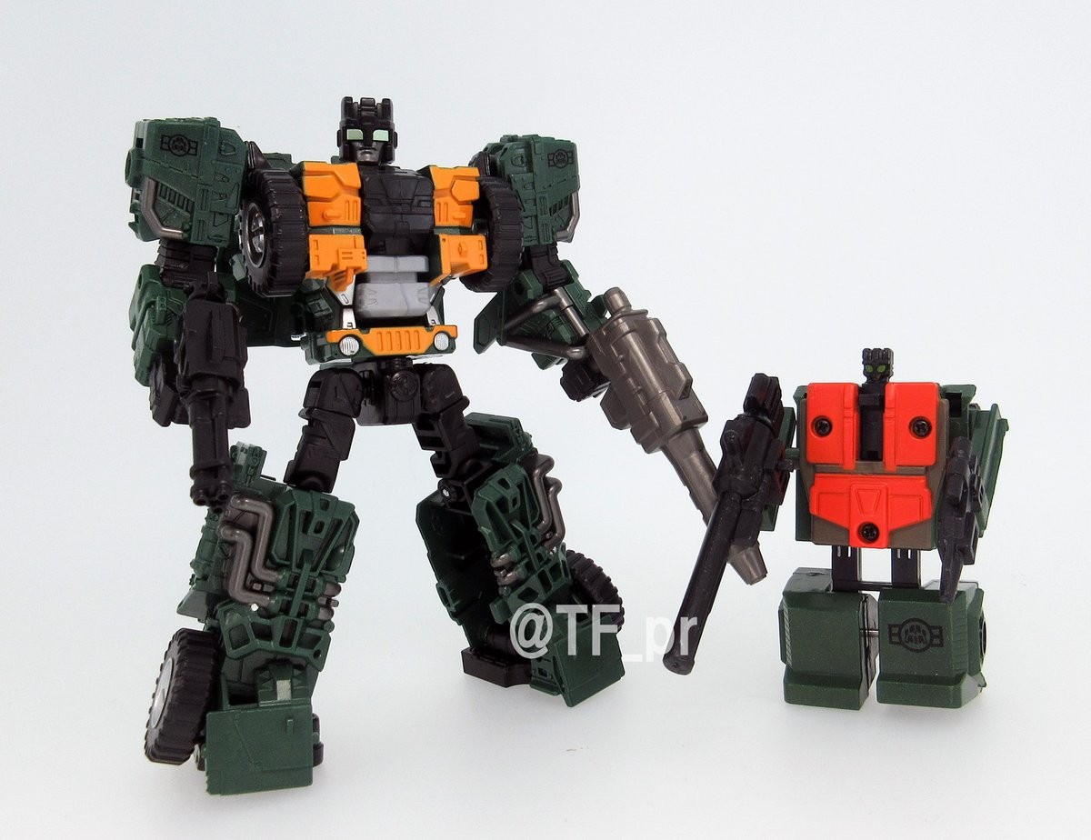 Transformers News: Comparison Images of Takara Transformers Unite Warriors UW-EX Baldigus / Ruination