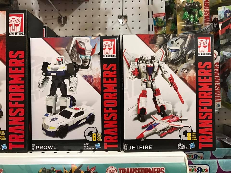 Transformers News: New Unrevealed Transformers Prowl and Jetfire Toys Found in Taiwan