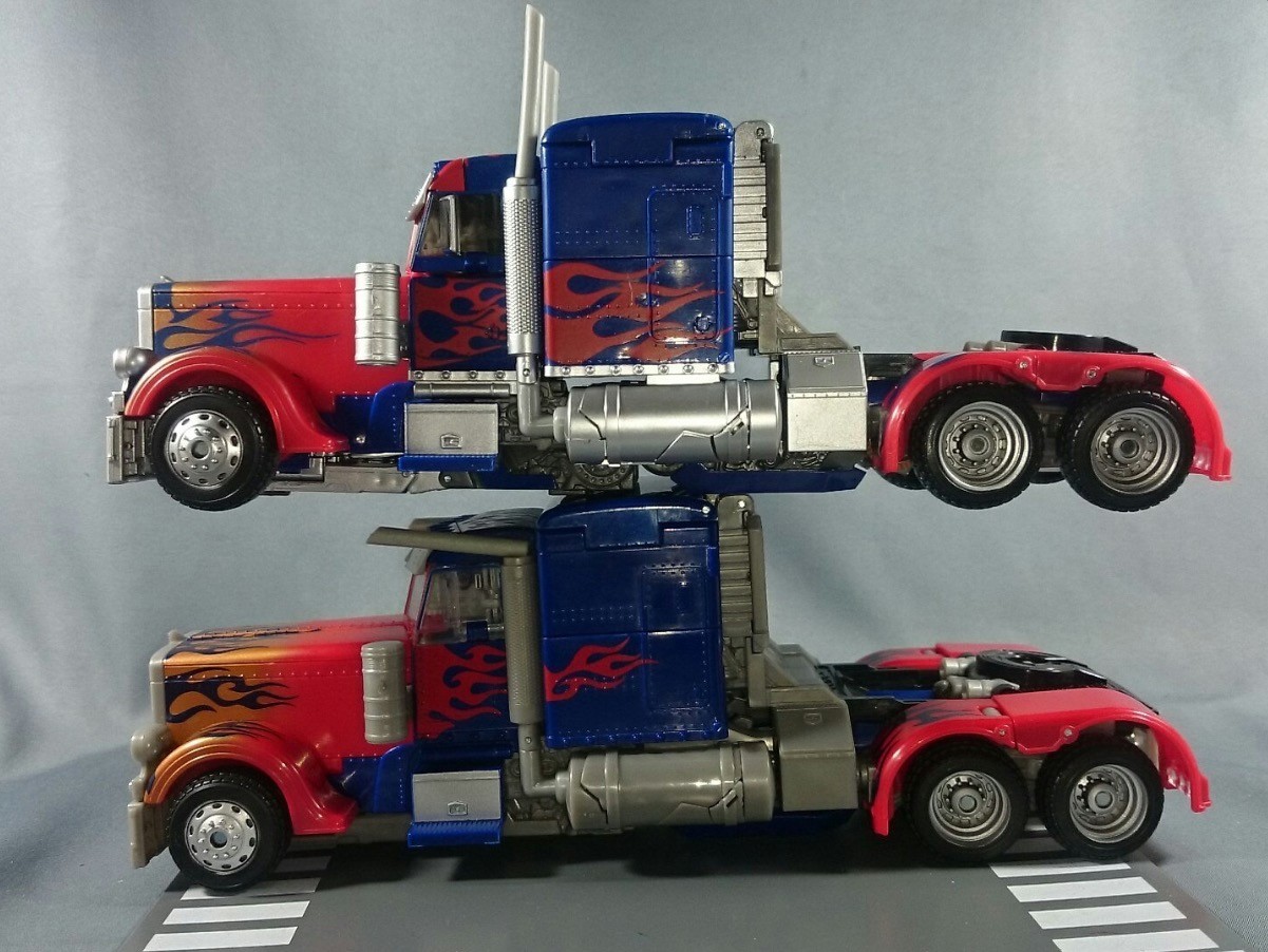 Transformers News: In Hand Images - Transformers Movie The Best Leader Optimus Prime, Dinoriders Grimlock and Strafe Transformers News: In Hand Images - Transformers Movie The Best Leader Optimus Prime, Dinoriders Grimlock and Strafe