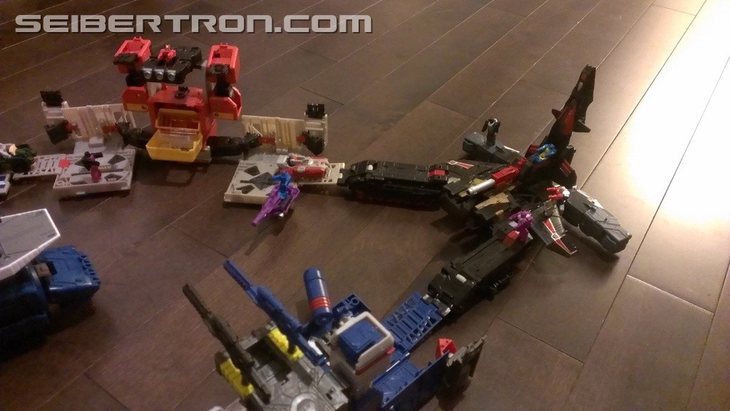 Transformers News: Images of Sky Shadow Connected With Other Titans Return Bases In Different Configurations