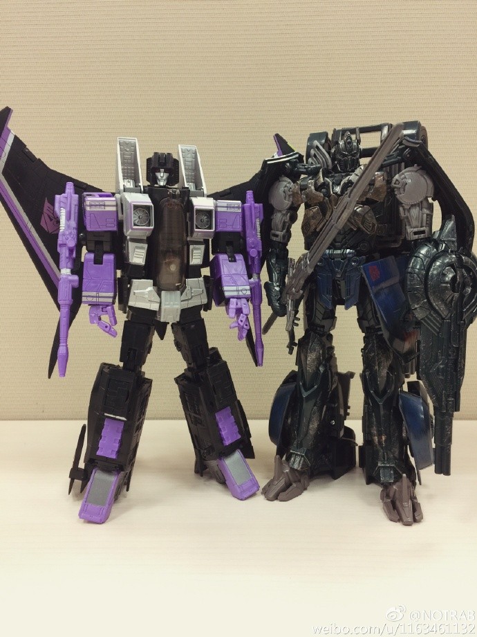 Transformers News: In Hand Images of Asia Exclusive Shadow Spark Optimus Prime from Transformers: The Last Knight