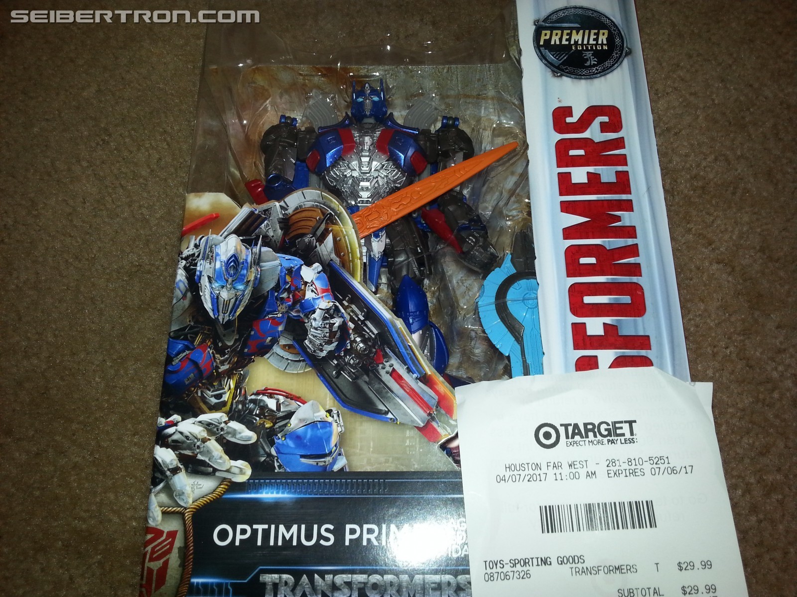 Transformers News: Transformers: The Last Knight Voyager Optimus Prime and Grimlock Spotted at Target in US Transformers News: Transformers: The Last Knight Voyager Optimus Prime and Grimlock Spotted at Target in US