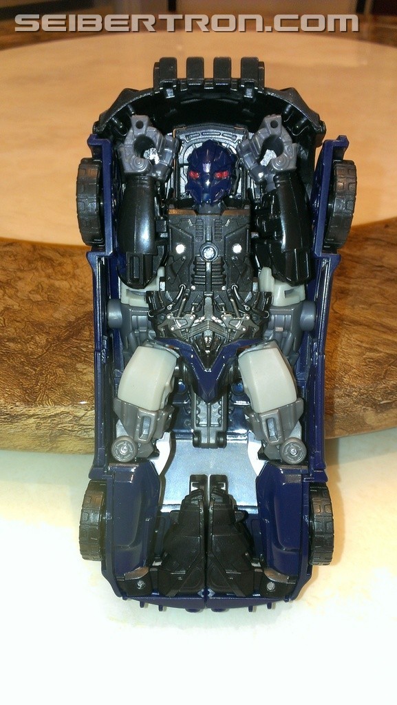 Transformers News: Pictorial and Video Review for Transformers: The Last Knight Deluxe Barricade