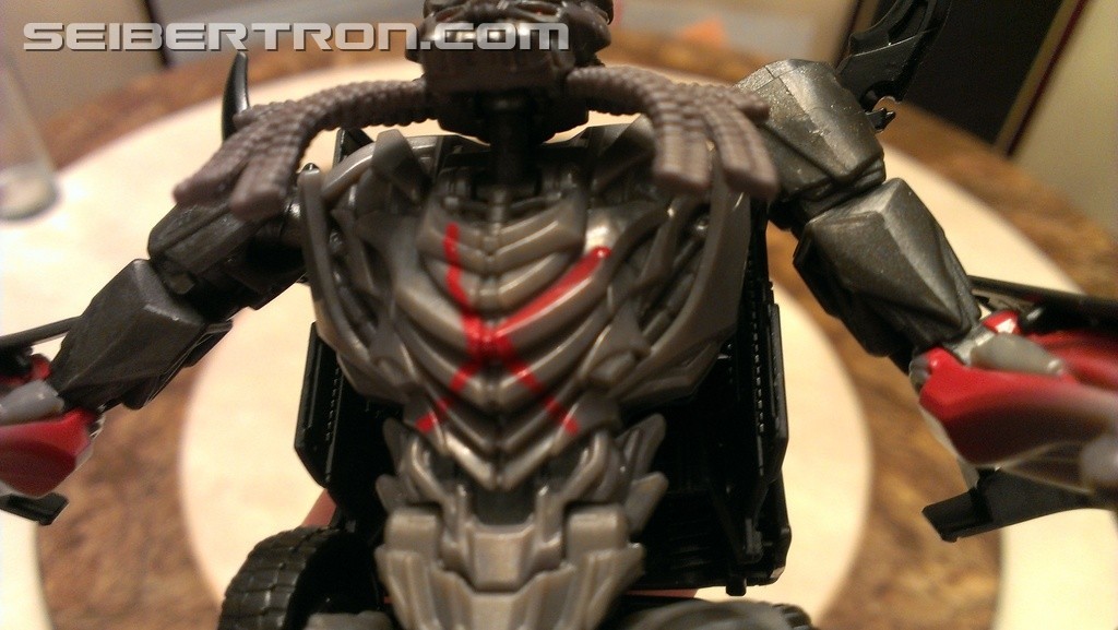 Transformers News: Pictorial Review of Transformers: The Last Knight Deluxe Berserker Transformers News: Pictorial Review of Transformers: The Last Knight Deluxe Berserker