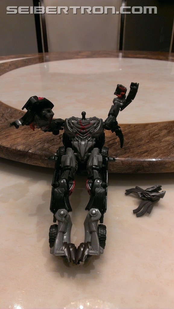 Transformers News: Pictorial Review of Transformers: The Last Knight Deluxe Berserker Transformers News: Pictorial Review of Transformers: The Last Knight Deluxe Berserker