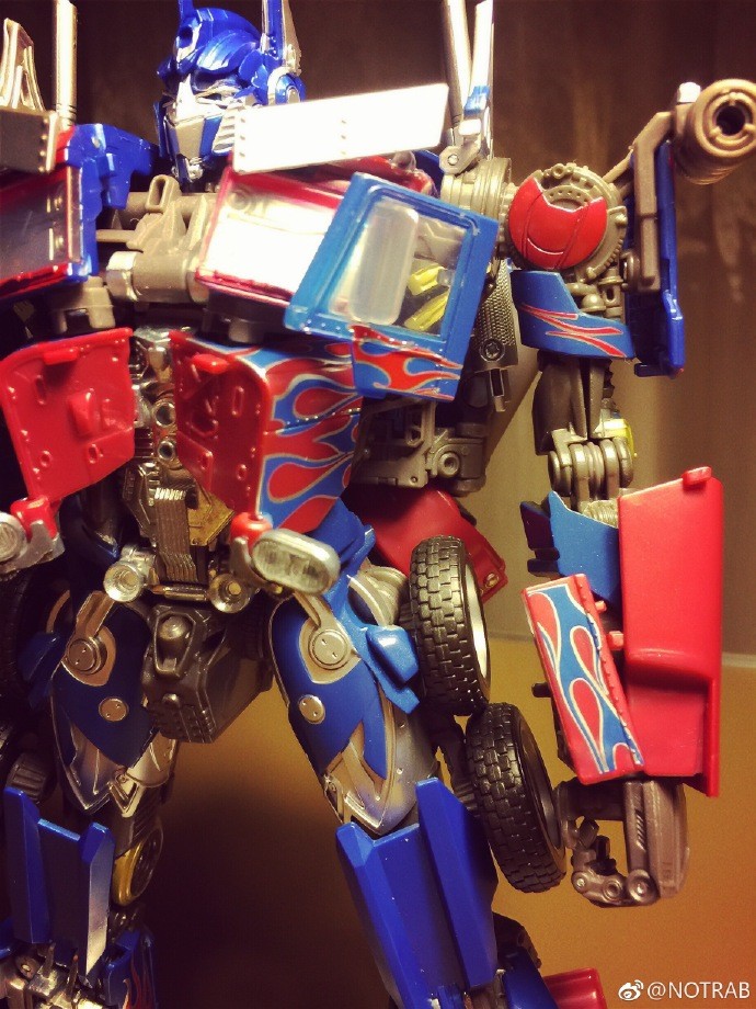 Transformers News: New Images of Movie Masterpiece MPM 04 Optimus Prime Properly Transformed