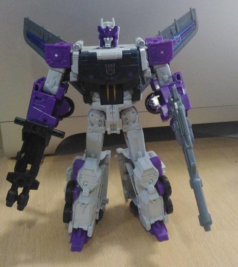 Transformers News: In-Hand Images of Transformers Titans Return Octone, Blitzwing, Titan Master Ramhorn