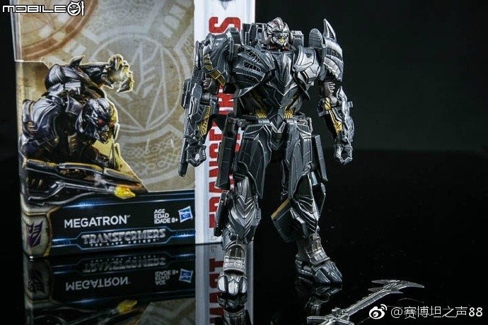 Transformers News: New In Hand Images of Voyager Megatron from Transformers: The Last Knight Transformers News: New In Hand Images of Voyager Megatron from Transformers: The Last Knight