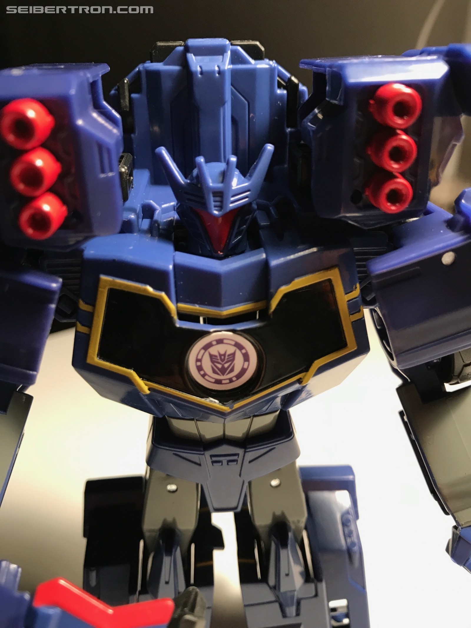 Transformers News: Pictorial Review of Transformers: Robots in Disguise Combiner Force Activator Soundwave