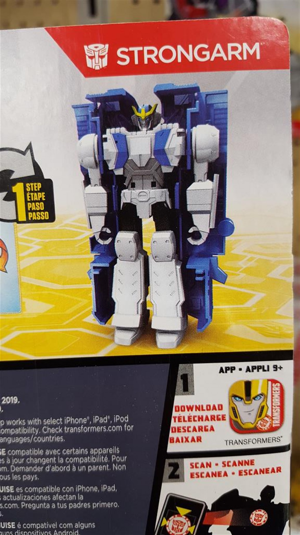 Transformers News: Robots in Disguise New Strongarm and Heatseeker One Steps Found in US and Video Review