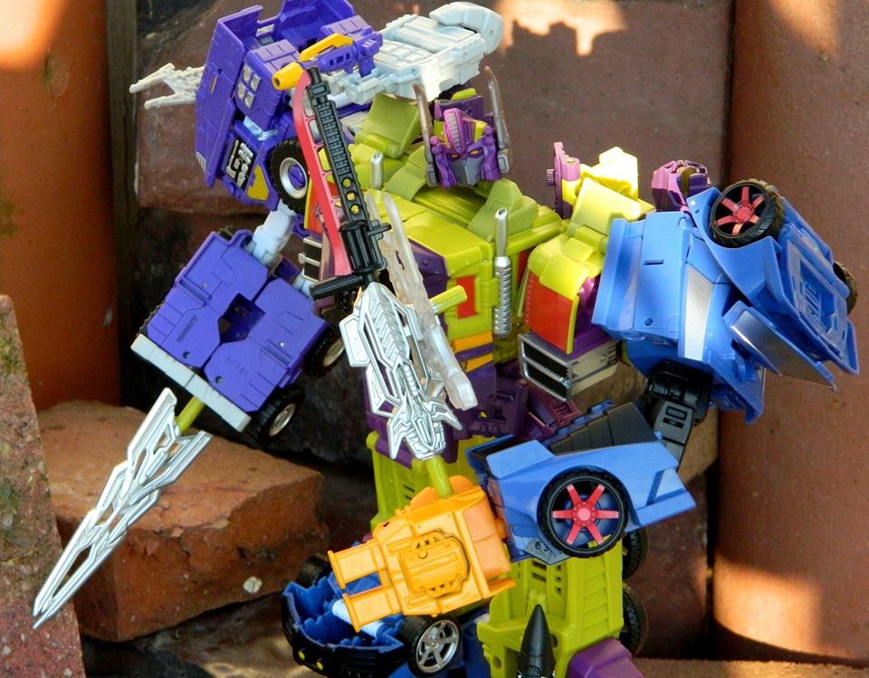 Transformers News: Final TFSS 5.0 Figures are Arriving and Mystery Figure Revealed Transformers News: Final TFSS 5.0 Figures are Arriving and Mystery Figure Revealed