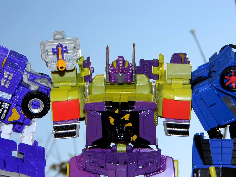 Transformers News: Final TFSS 5.0 Figures are Arriving and Mystery Figure Revealed Transformers News: Final TFSS 5.0 Figures are Arriving and Mystery Figure Revealed