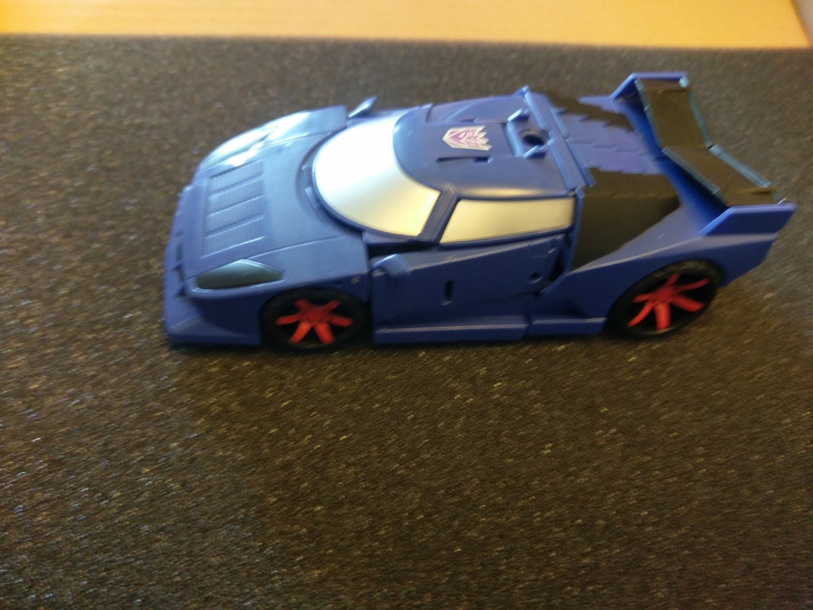 Transformers News: In hand Images of TFSS Shattered Glass Starscream, Toxitron and Counterpunch