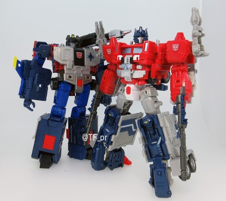 Transformers News: New Image of Takara Tomy Transformers Legends LG-42 Godbomber