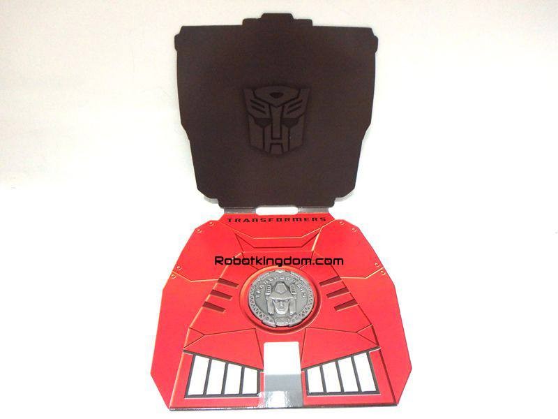 Transformers News: In-Package Images of Takara Tomy Transformers Masterpiece MP-37 Artfire