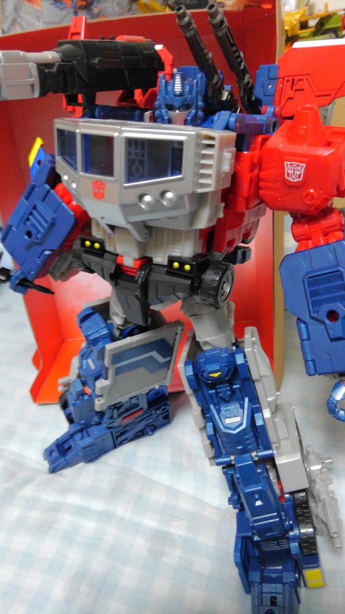 Transformers News: Combiner Ports on Takara Tomy Transformers Legends LG-42 Godbomber