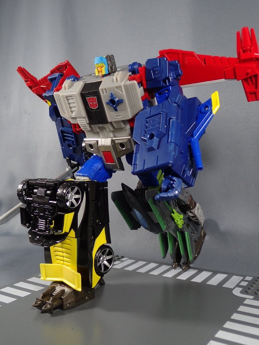 Transformers News: Written Review and More In Hand Images for Legends LG 42 Godbomber Transformers News: Written Review and More In Hand Images for Legends LG 42 Godbomber