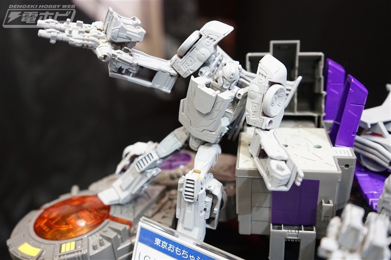 Transformers News: Clearer Images of Takara Tomy Transformers Legends Reveals
