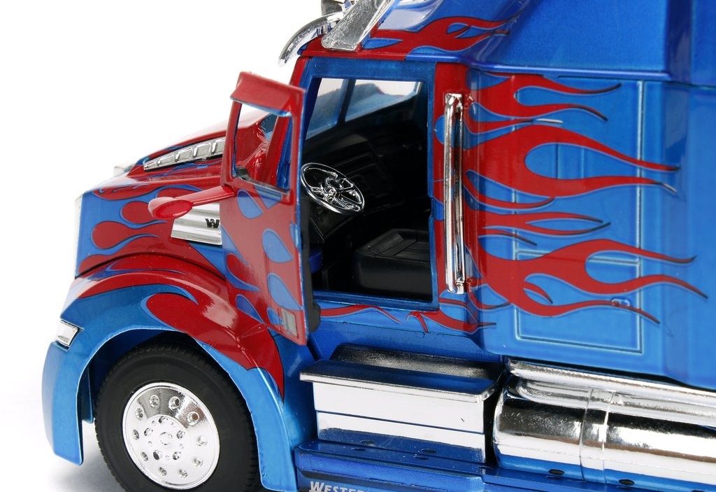 Transformers News: Re: Transformers: The Last Knight Non-Toy Products Discussion Thread Transformers News: Re: Transformers: The Last Knight Non-Toy Products Discussion Thread