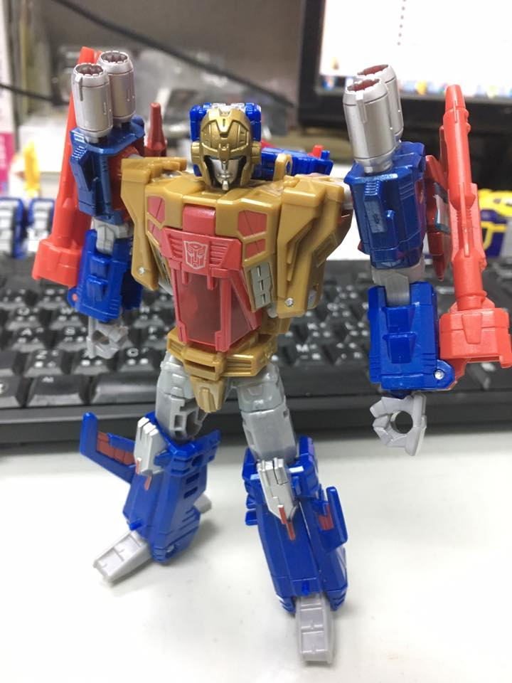 Transformers News: In-Hand Images of Transformers Titans Return Siege on Cybertron Box Set
