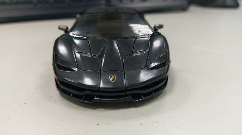 Transformers News: In Hand Images of Last Knight Deluxe Hot Rod with Comparisons to AOE Lockdown Transformers News: In Hand Images of Last Knight Deluxe Hot Rod with Comparisons to AOE Lockdown