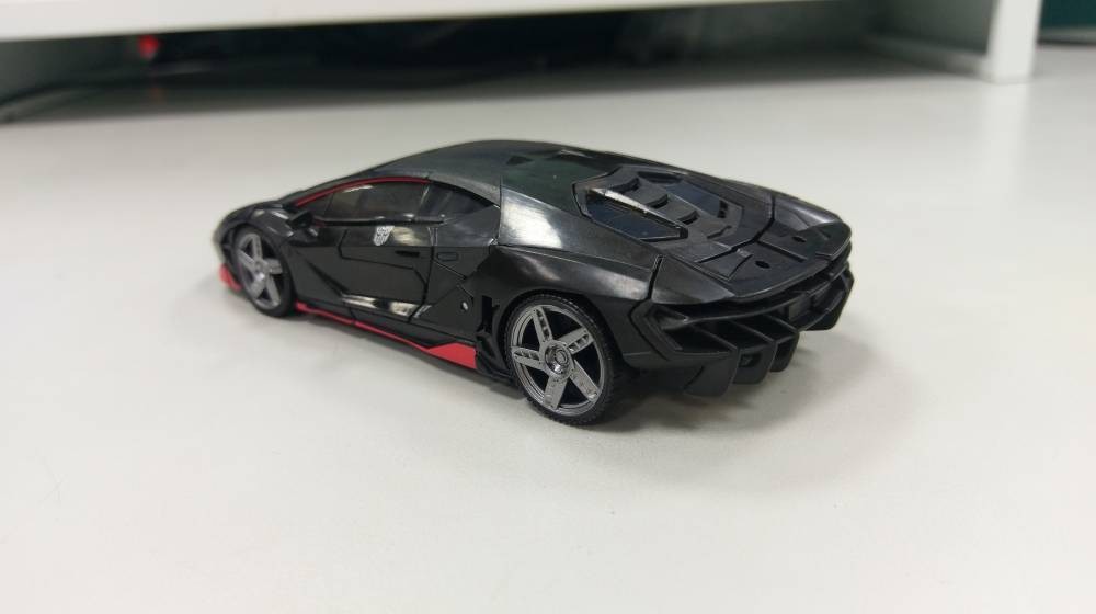 Transformers News: In Hand Images of Last Knight Deluxe Hot Rod with Comparisons to AOE Lockdown Transformers News: In Hand Images of Last Knight Deluxe Hot Rod with Comparisons to AOE Lockdown