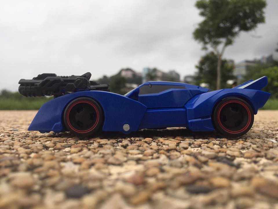 Transformers News: In Hand Images of Transformers: Robots in Disguise Thermidor, Twinferno, Bludgeon