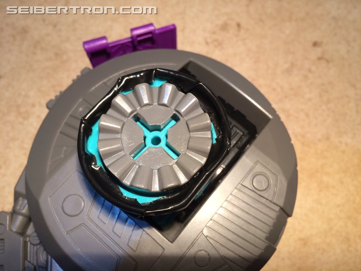 Transformers News: Guide to Preventing Your Titans Return Trypticon From Breaking a Hip