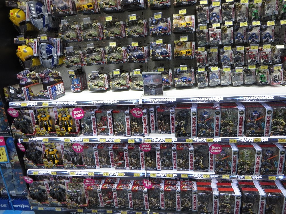 Transformers News: Image Heavy Transformers: The Last Knight Hong Kong Events - Statues, Exclusives, Ramen
