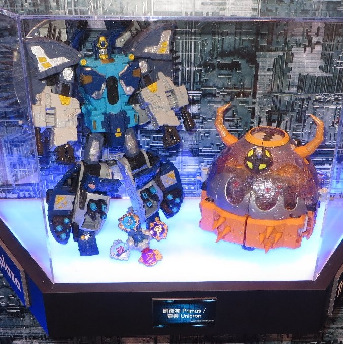 Transformers News: Image Heavy Transformers: The Last Knight Hong Kong Events - Statues, Exclusives, Ramen