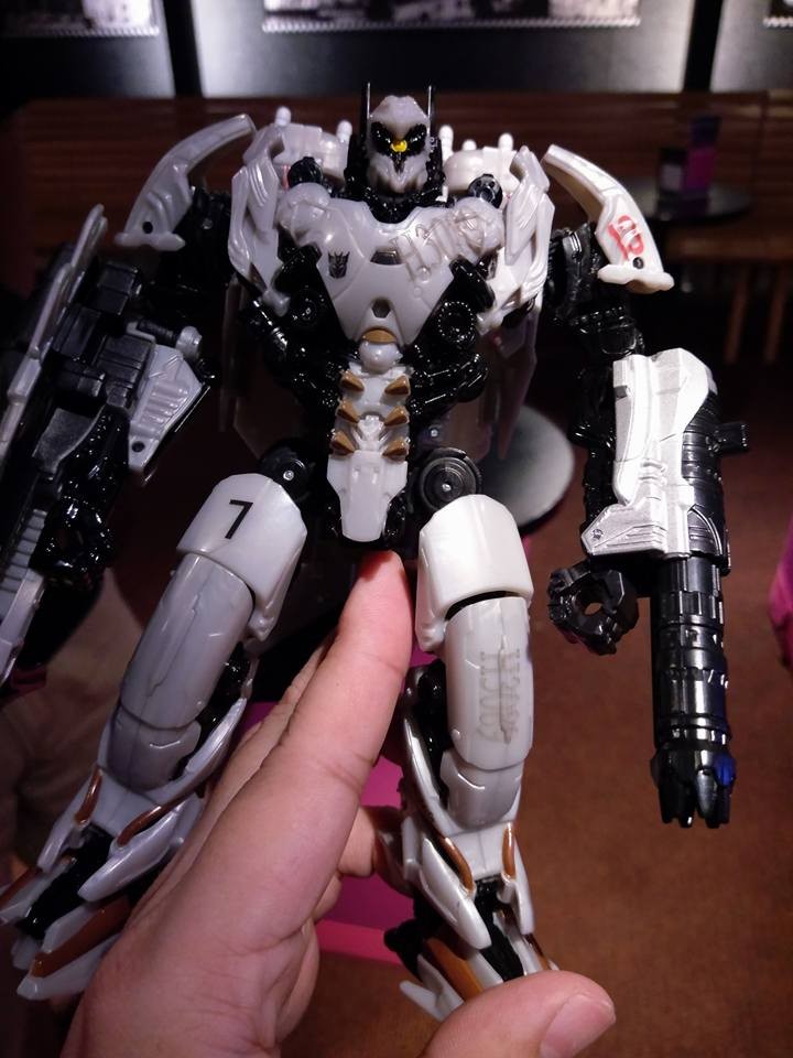 Transformers News: Images of Voyager Nitro at Every Angle and More of Scorn from Transformers: The Last Knight