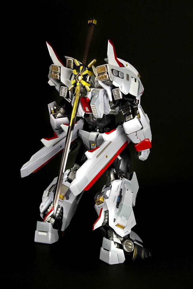 Transformers News: Colour Images of Flame Toys IDW Drift