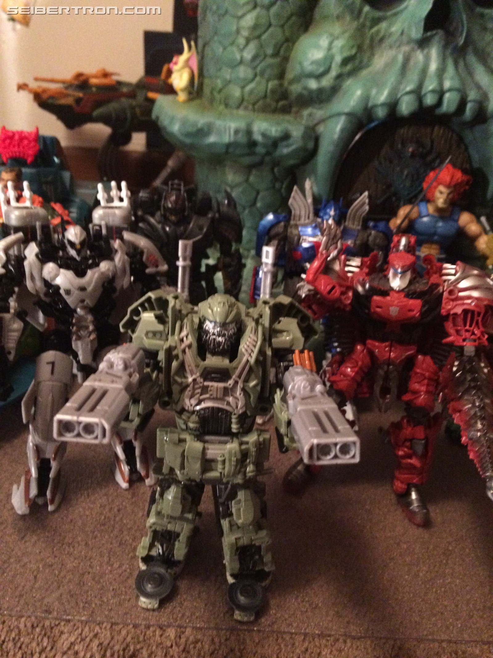 Transformers News: Re: Transformers: The Last Knight Toys Discussion Thread Transformers News: Re: Transformers: The Last Knight Toys Discussion Thread