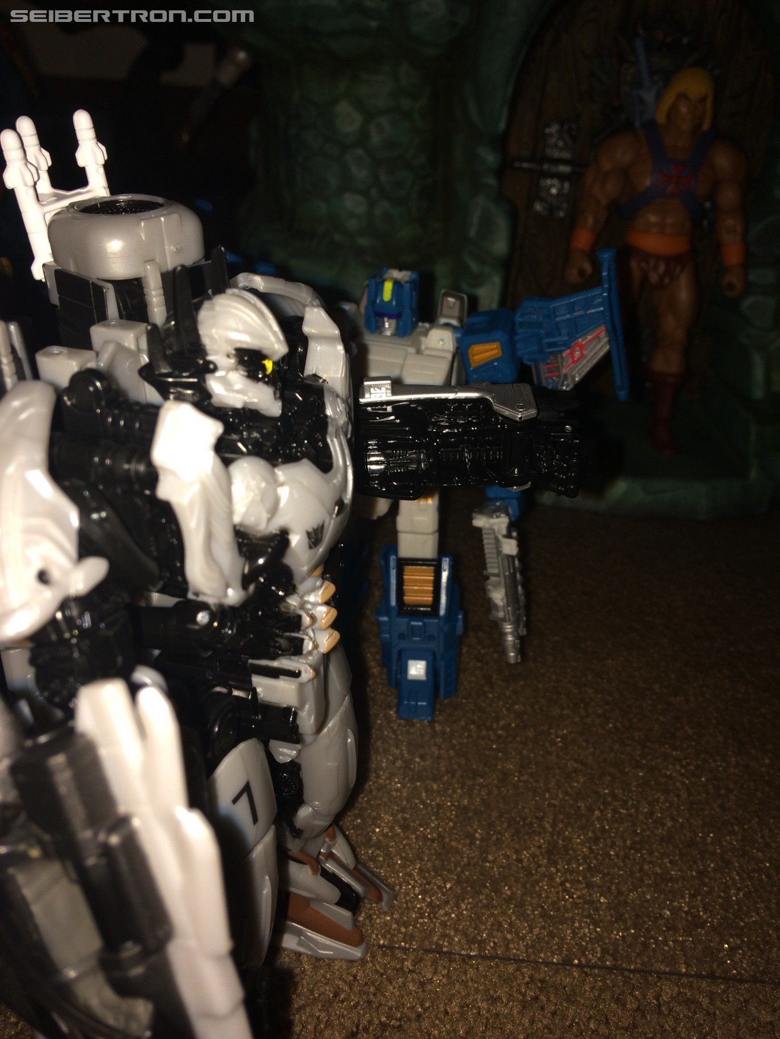 Transformers News: Re: Transformers: The Last Knight Toys Discussion Thread Transformers News: Re: Transformers: The Last Knight Toys Discussion Thread