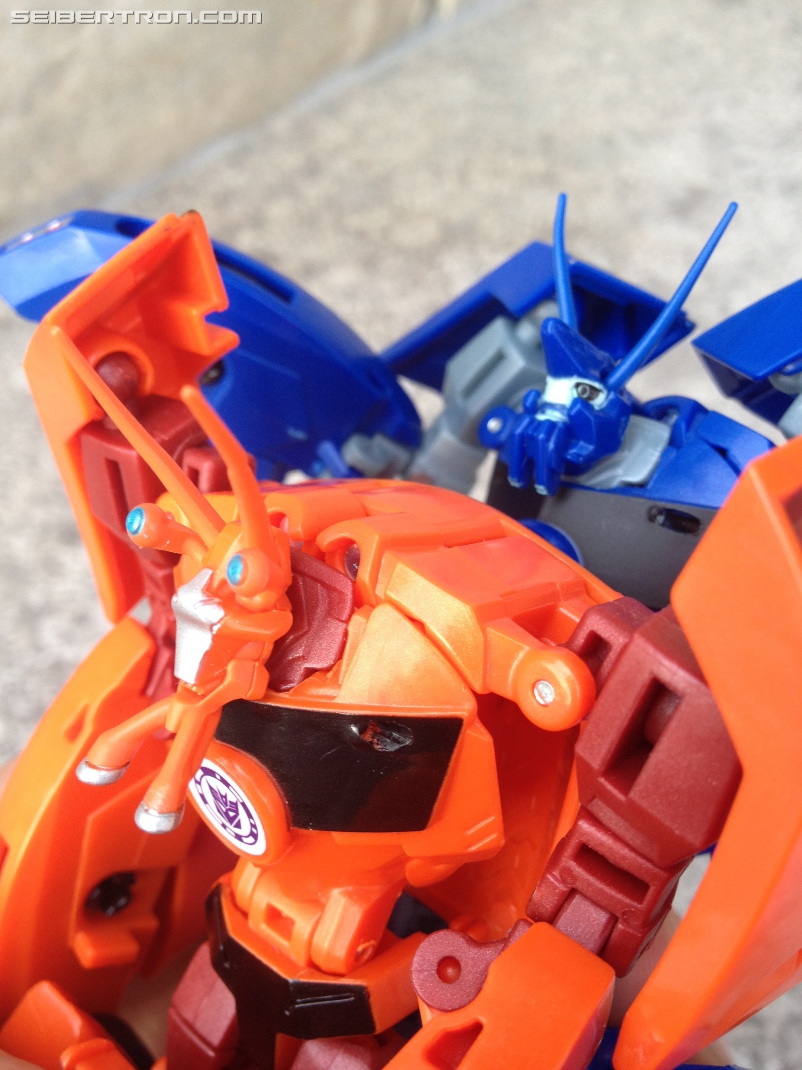 Transformers News: Pictorial Review of Warrior Thermidor from Transformers Robots in Disguise