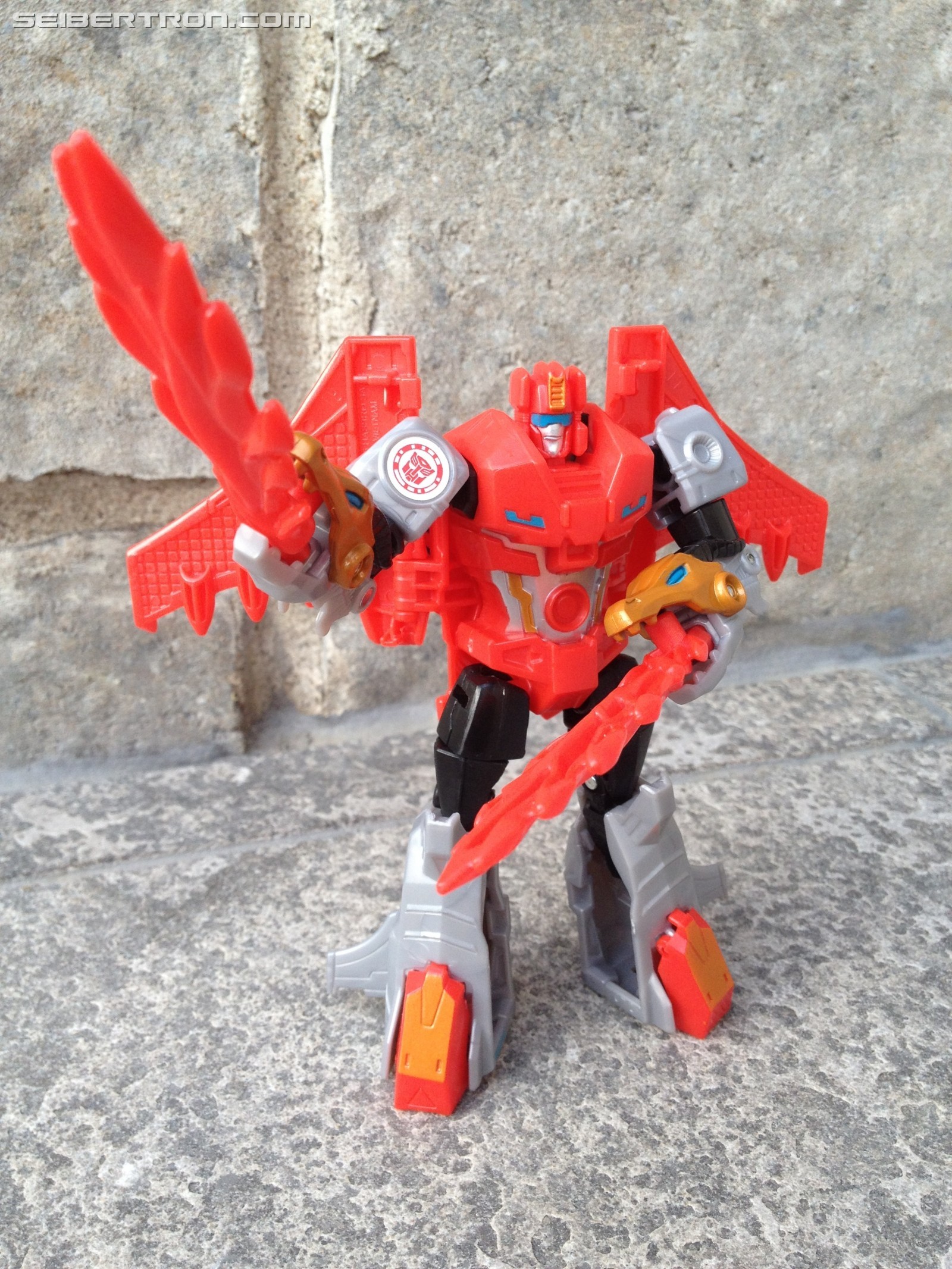 Transformers News: Pictorial Review of Warrior Twinferno from Robots in Disguise Transformers News: Pictorial Review of Warrior Twinferno from Robots in Disguise