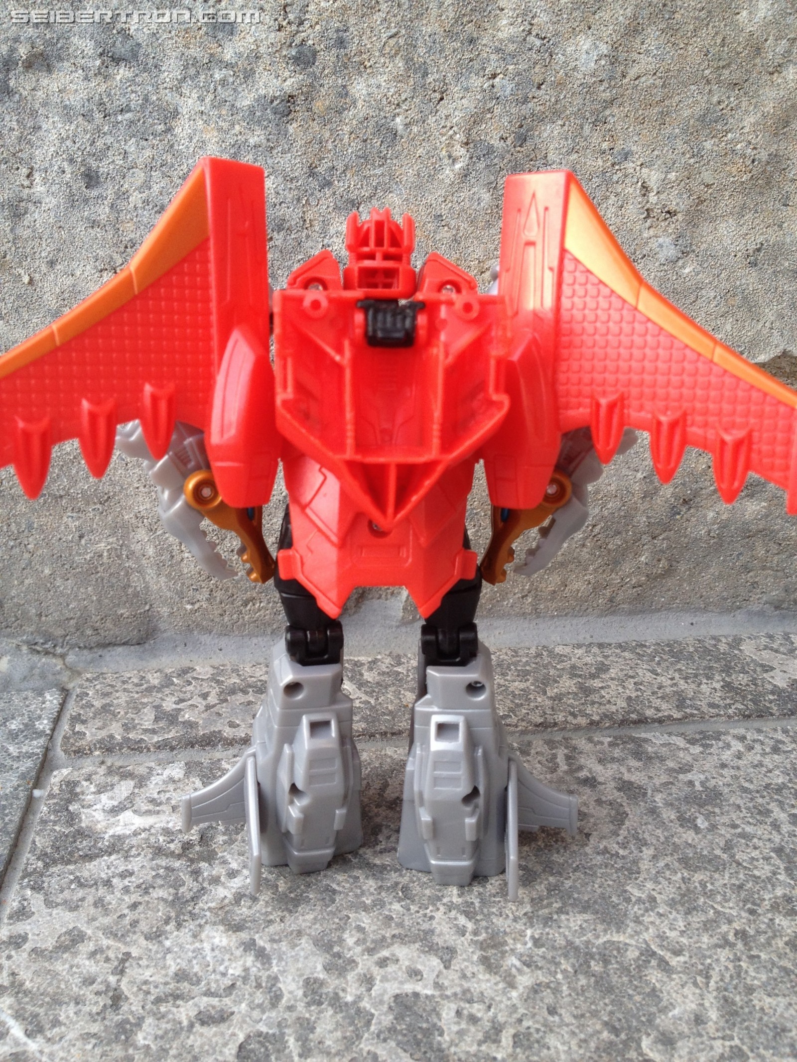 Transformers News: Pictorial Review of Warrior Twinferno from Robots in Disguise Transformers News: Pictorial Review of Warrior Twinferno from Robots in Disguise